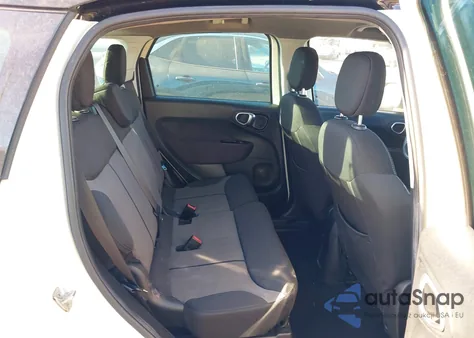 2015 Fiat 500L Easy из США, поврежденный, VIN ZFBCFABH4FZ030081